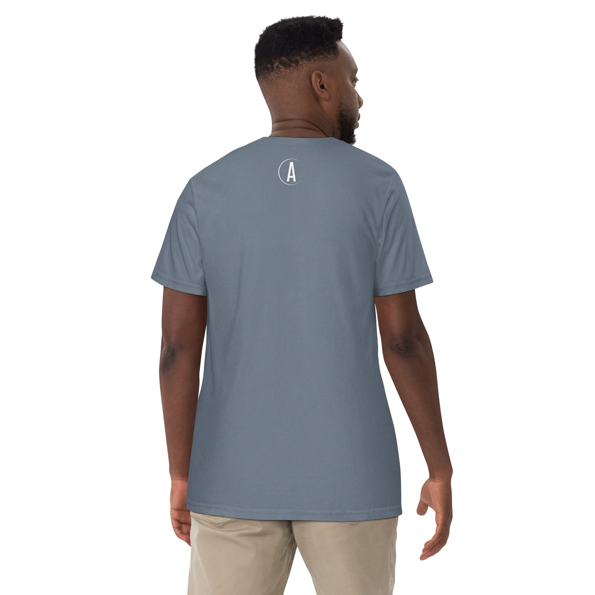 AURA Essential Tee – Light Logo Edition - Aura